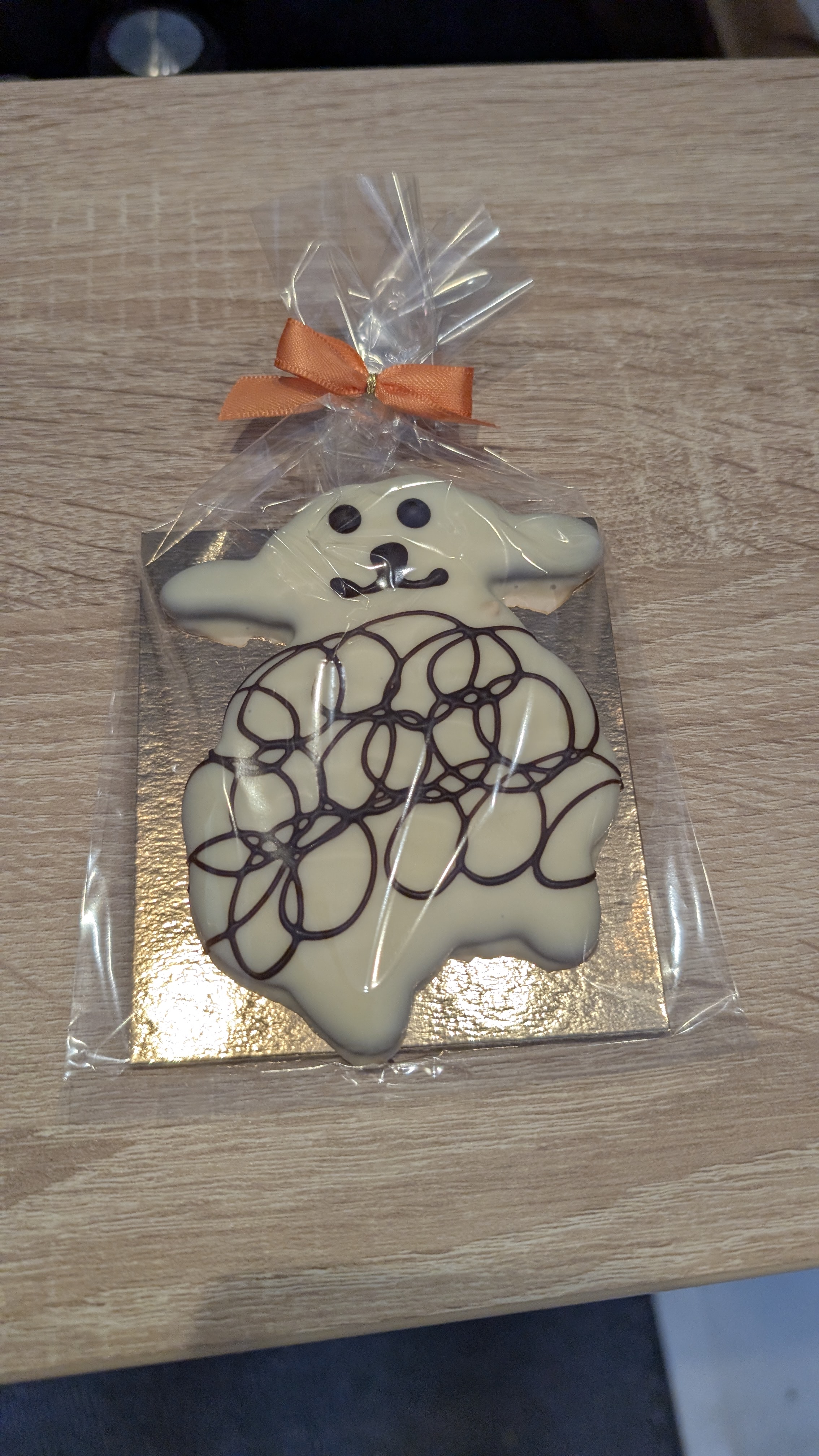 Nougat Lamm Weiß